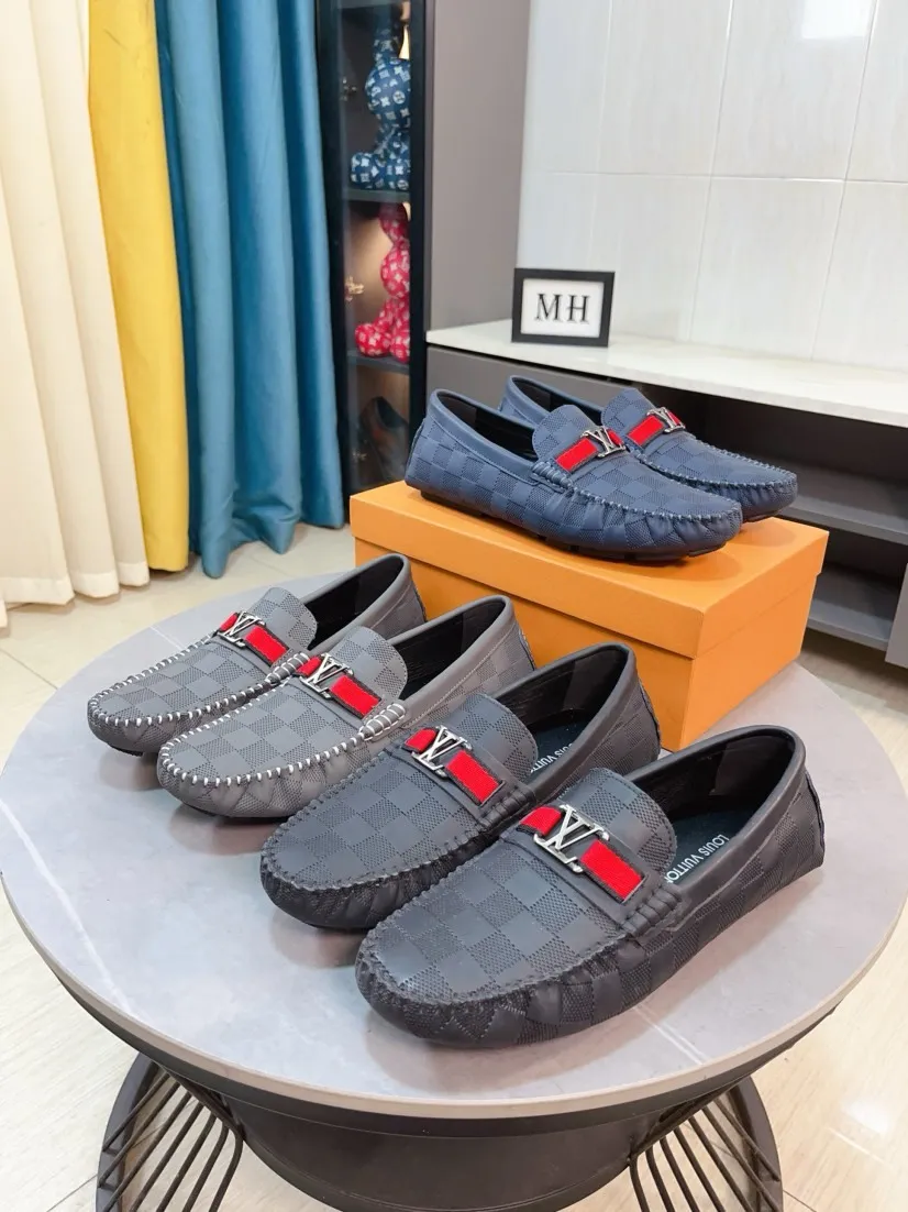 Men's men's shoes💰400🌹🌹[LV Louis Vuitton] New men's beanie shoes💝💝.. Top-grade imported cowhide embossed➕Comfortable leather lining. It is extremely skin-friendly and comfortable, feels very delicate, and the shape is very correct! Perfectly reflects the three-dimensional sense, code number: 38-44